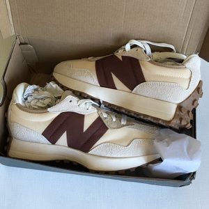 NWT New Balance 327 sneakers in off white with brown detail - ASOS exclusive